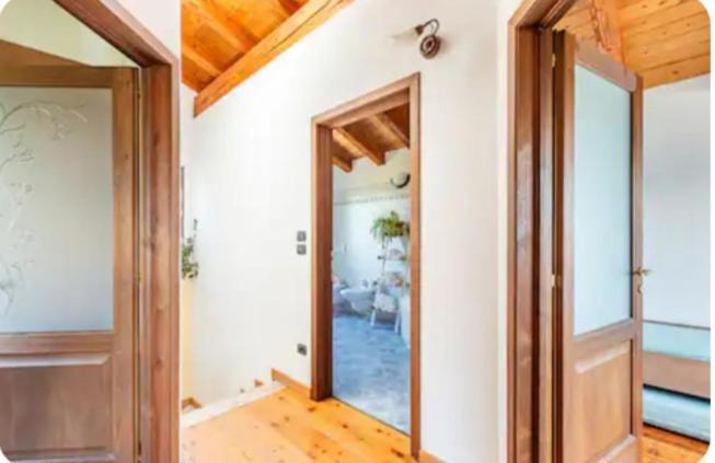 La Maison Rose Brissogne Ruang foto