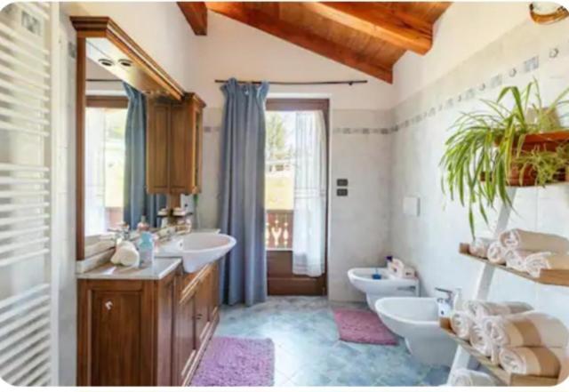 La Maison Rose Brissogne Bagian luar foto