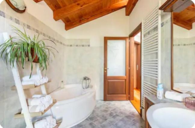 La Maison Rose Brissogne Bagian luar foto